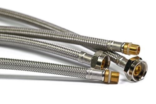 Plombier Charleville-Mézières - Tuyaux flexibles en acier inoxydable.