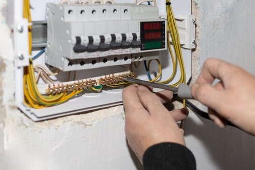 électricien Pertuis - Réparation d'un tableau électrique par un électricien