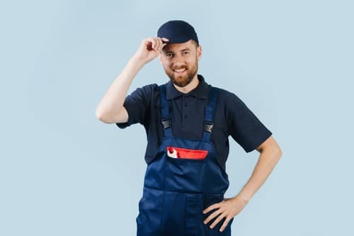 Serrurier Bagneux - les bons artisans - serrurier en tenue de travail