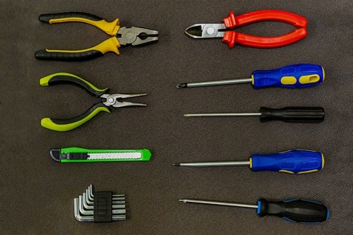 électricien Gémenos - Outils nécessaires à un électricien