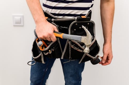 Electricien Freyming-Merlebach - les bons artisans - sacoche avec des outils