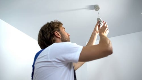 électricien Nœux-les-Mines - Installation d'une ampoule